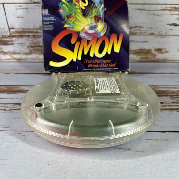 SIMON Electronic Game Ultimate Brain Battle CLEAR Milton Bradley 1994 - Picture 6 of 6